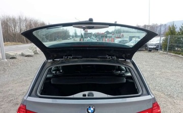 BMW Seria 3 E90-91-92-93 Touring E91 2.0 316d 115KM 2010 BMW Seria 3 316d 116KM LIFT Potwierdzony przebieg Zero korozji Klimatronik, zdjęcie 28