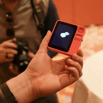 Кролик R1 | Устройство Rabbit.tech | Искусственный интеллект | ИИ