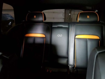 Rolls-Royce 2022 Rolls-Royce Cullinan Black Badge 2022 6.8l 6.8 Benzyna 592KM, zdjęcie 10