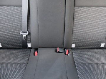 Toyota Corolla XI Sedan 1.33 Dual VVT-i 99KM 2015 Toyota Corolla 1.3 Dual VVT-i, Salon Polska, Klima, zdjęcie 9