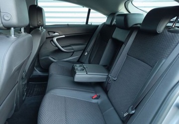 Opel Insignia I Sedan Facelifting 2.0 CDTI Ecotec 170KM 2015 Opel Insignia 2.0 CDTI 170KM Cosmo Liftback SalonPL SerwisASO FV23 Gwaranc, zdjęcie 30