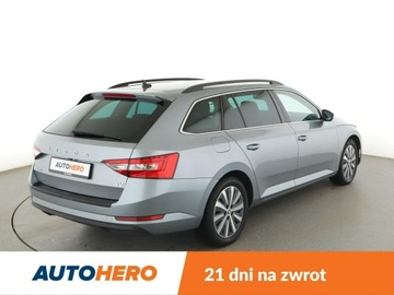 Skoda Superb III Kombi Plug-In Hybrid 1.4 TSI Plug-In-Hybrid 218KM 2020 Škoda Superb Skoda Superb PHEV automat virtual, zdjęcie 6