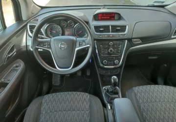 Opel Mokka I SUV 1.6 ecoFLEX 115KM 2013 Opel Mokka Opel Mokka Maly przebieg ,1,6benzyna 1.6 Benzyna 115KM, zdjęcie 7