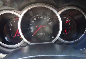 Suzuki Grand Vitara II SUV 1.9 DDiS 129KM 2008 Suzuki Grand Vitara 1.9diesel,4x4,klima,el.szyby oplacony 1.9 Diesel 129KM, zdjęcie 15