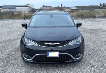 Chrysler Pacifica II 2017 Chrysler Pacifica 3.6 BENZ 287 KM 7 OSOB 2017r Warszawa 3.6 Benzyna, zdjęcie 10