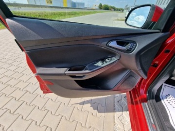 Ford Focus III Hatchback 5d facelifting 1.0 EcoBoost 125KM 2017 Ford Focus 1.0 EcoBoost 125Ps ST-Line Navi Kamera Piekny Gwarancja 125KM, zdjęcie 9
