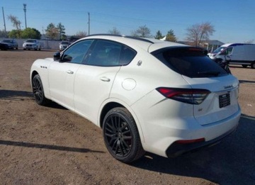 Maserati Levante 2021 Maserati Levante 2021, 3.0L, 4x4, od ubezpieczalni 3.0 Benzyna 345KM, zdjęcie 5