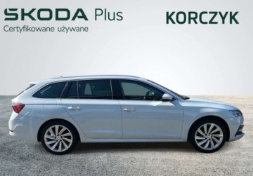 Opel Astra J GTC 1.6 Turbo ECOTEC 200KM 2021 Skoda Octavia 1.5 TSI ACT 150 KM 6 bieg. manual Style 1.5 Benzyna, zdjęcie 5