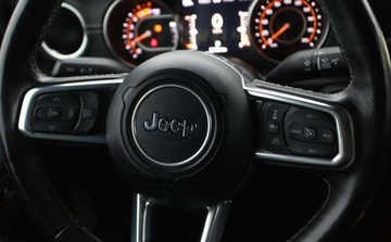 Jeep Gladiator Gladiator JT Seria 0 3.0 V6 MultiJet 264KM 2022 Jeep Gladiator 3.0 V6 MultiJet Overland aut Najbogatszy Od Reki FVat Zadba, zdjęcie 18