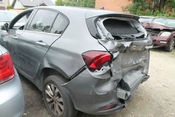 Fiat Tipo II Station Wagon 1.6 MultiJet 120KM 2020 Fiat Tipo ROK 2020 POJ 1598 120 KM, zdjęcie 1