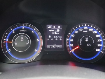 Hyundai i40 Kombi Facelifting 1.7 CRDi 141KM 2016 Hyundai i40 1.7 CRDi, Salon Polska, Serwis ASO, zdjęcie 10