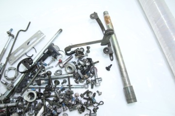 SUZUKI GSX-R 1000 K5 K6 ВИНТЫ