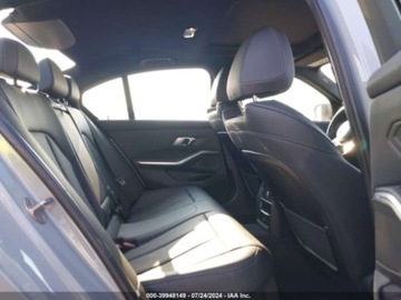 BMW Seria 3 G20-G21 2023 BMW Seria 3 2023r, 330E, Hybrid, 2.0L 2.0 Hybryda 288KM, zdjęcie 11