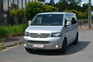 Volkswagen Multivan T6 2004 Volkswagen Multivan T5 2.5TDi 131KM 2005r.