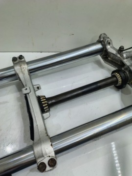 Кронштейны подвески передних ног SUZUKI BURGMAN 650 03-12