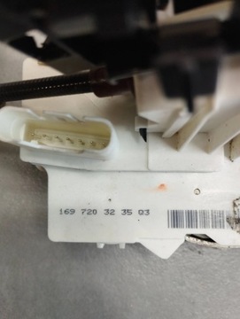 MERCEDES ML W164 ZÁMEK PRAVÝ PŘEDNÍ 1697203235