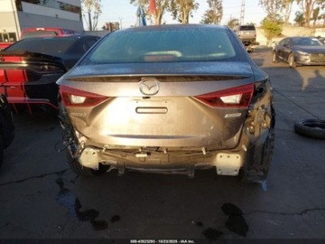 Mazda 3 IV 2018 Mazda 3 Touring, od ubezpieczalni 2.5 Benzyna 184KM, zdjęcie 6