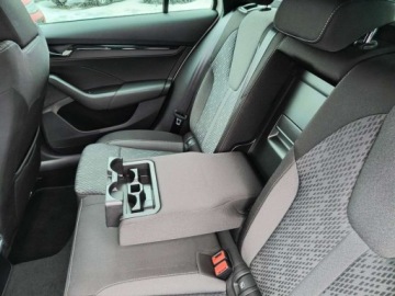 Skoda Octavia IV Liftback 2.0 TDI 150KM 2022 Skoda Octavia serwis ASO 2.0TDI 150KM bezwypadkowy pakiety virtual asysten, zdjęcie 15