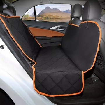 Коврик для собаки на сиденье автомобиля.