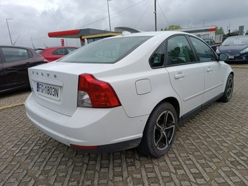 Volvo S40 II 1.8 i 125KM 2009 Volvo S40 1,8 benzyna 125KM salon polska, zdjęcie 3