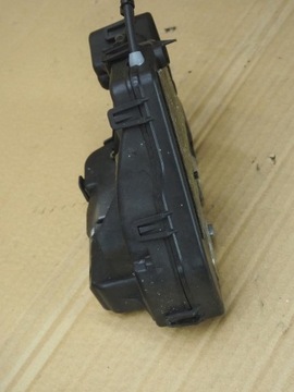 MERCEDES E TŘÍDA W211 ZÁMEK DVEŘE LEVÝ ZADNÍ A2117300535