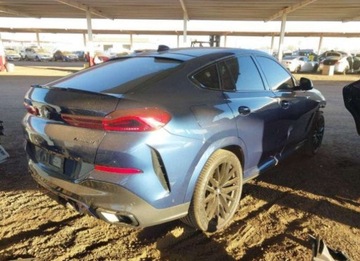 BMW X6 G06 2023 BMW X6 2023, 3.0L, 4x4, od ubezpieczalni 3.0 Benzyna 335KM, zdjęcie 6