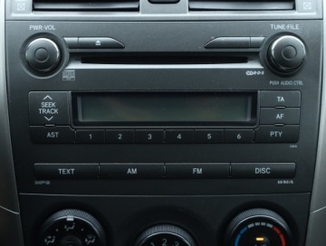 Toyota Corolla X Sedan 1.4 D-4D 90KM 2008 Toyota Corolla 1.4 D-4D, Salon Polska, Automat, zdjęcie 11