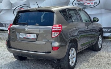 Toyota RAV4 III MPV Facelifting 2.0 Valvematic 158KM 2011 Toyota RAV4 2.0 158 KM 4x4 bezwypadkowa serwisowana Oplacona 2.0 Benzyna, zdjęcie 26