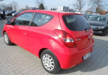 Hyundai i20 I Hatchback 5d 1.2 DOHC 78KM 2010 Hyundai i20 Hyundai i20 I 1.2 benzyna 78 KM 1.2 Benzyna 78KM, zdjęcie 5