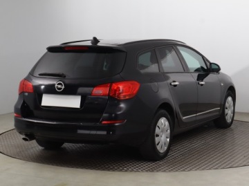 Opel Astra J Sports Tourer 1.4 Turbo ECOTEC 120KM 2011 Opel Astra 1.4 T, Klima, Klimatronic, Tempomat, zdjęcie 4