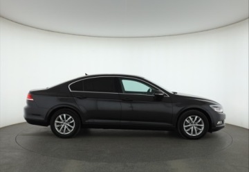 Volkswagen Passat B8 Limousine 2.0 TDI BlueMotion SCR 150KM 2019 VW Passat 2.0 TDI, Salon Polska, Automat, VAT 23%, zdjęcie 5