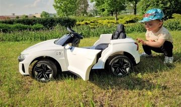 Детский автомобиль на аккумуляторе Электромобиль AUDI E-TRON GT RS 4X4.