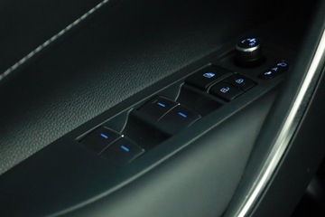 Toyota Corolla XII TS Kombi 1.8 Hybrid 122KM 2020 Toyota Corolla 1.8 Hybrid, Automat, Navi, Xenon, zdjęcie 14