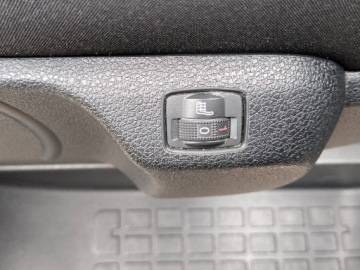 Opel Zafira D Compact 2.0 Diesel 150KM 2020 Opel Zafira D 2.0 CDTI LIFE 8-osobowy, zdjęcie 17