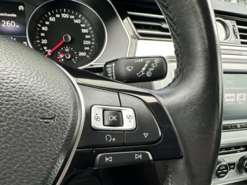 Volkswagen Passat B8 Variant 2.0 TDI BlueMotion SCR 150KM 2016 Volkswagen Passat Variant 8xALU, Ele.fotele, ACC, zdjęcie 19