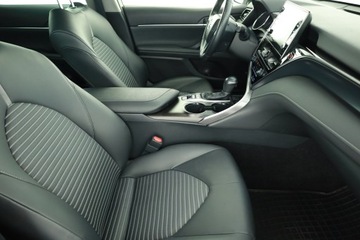 Toyota Camry IX Sedan 2.5 Hybrid Dynamic Force 218KM 2021 Toyota Camry 2.5 Hybrid, Salon Polska, zdjęcie 6