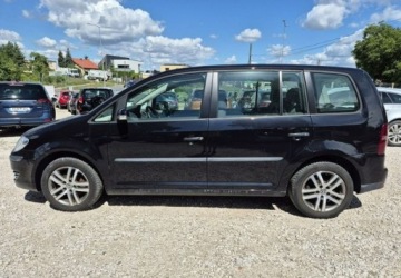 Volkswagen Touran I 2008 Volkswagen Touran 1,6Mpi Klimatronik Maly przebieg 1.6 Benzyna 105KM, zdjęcie 10