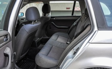 BMW Seria 3 E46 Touring 318 Ci 143KM 2002 BMW Seria 3 2,0 Lift 2.0 Benzyna 143KM, zdjęcie 7