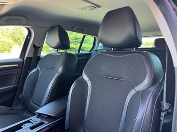 Renault Megane IV Grandtour Facelifting 1.3 TCe 140KM 2021 Renault Megane 1.3 benzyna 140 KM automat salon Polska zadbany zamiana, zdjęcie 28