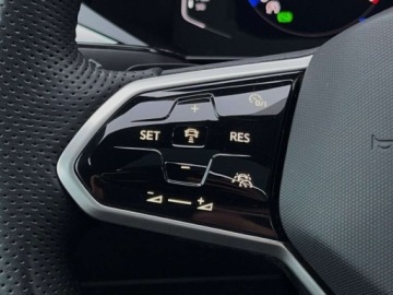 Volkswagen Arteon Fastback Facelifting 2.0 TDI 200KM 2022 Volkswagen Arteon 2.0TDI 200KM R-Line 4x4 DSG SerwisASO Acc Led Virtual Ha, zdjęcie 21