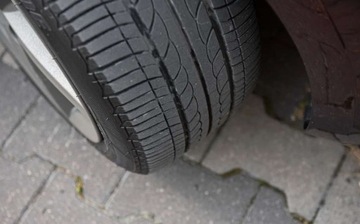 Audi A1 I Hatchback 3d 1.6 TDI 105KM 2011 Audi A1 3-drzwiowe 1.6TDI 105KM Navi Ledy Xenon Alu Pdc Po Serwsie 1.6, zdjęcie 26