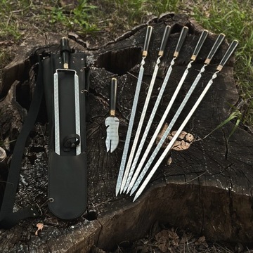 Zestaw grillowy VEGVISIR Gorillas BBQ w skórzanym etui K-30