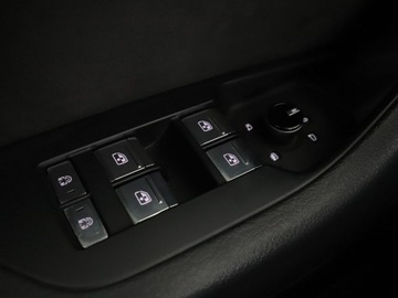 Audi A6 C8 Avant 2.0 40 TDI 204KM 2019 Audi A6 Avant mHEV Matrix LED skóra/alcantara, zdjęcie 37