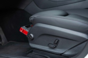 Mercedes GLC C253 SUV Facelifting 2.0 200d 163KM 2022 Mercedes-Benz GLC 200d 4Matic AMG Line Salon PL Autotrade 2.0 Diesel, zdjęcie 18