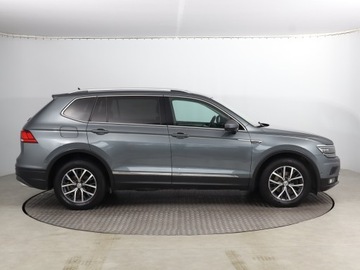 Volkswagen Tiguan Allspace SUV 1.4 TSI ACT 150KM 2018 VW Tiguan Allspace 1.4 TSI, Salon Polska, zdjęcie 5