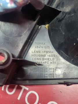LA557 SEAT TOLEDO III 5P5945111A SVĚTLO ZADNÍ LEVÝ