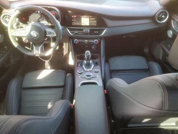 Alfa Romeo Giulia II 2024 Alfa Romeo Giulia Quadrifoglio 2024 2.9l 2.9 Benzyna 505KM, zdjęcie 8