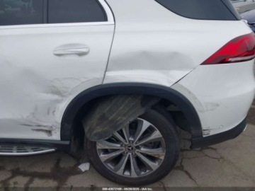 Mercedes GLE V167 2023 Mercedes-Benz GLE 2023 Mercedes-Benz GLE 350 SUV 2.0 Benzyna 255KM, zdjęcie 2