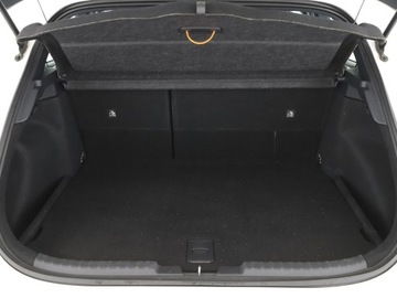 Toyota Corolla XII Hatchback 1.2 Turbo D-4T 116KM 2019 Toyota Corolla Historia serwisowa ASO navi Kamera, zdjęcie 19