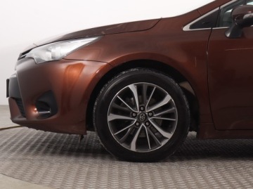 Toyota Avensis III Wagon Facelifting 2015 1.6 D-4D 112KM 2015 Toyota Avensis 1.6 D-4D, Salon Polska, VAT 23%, zdjęcie 14